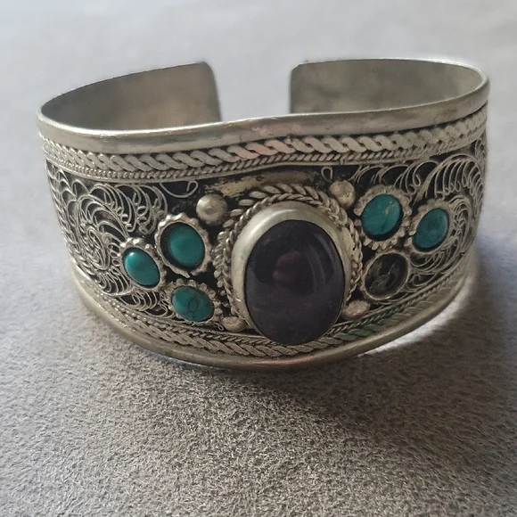 Silver and Turquoise Cuff Bracelet - Picture 5 of 5
